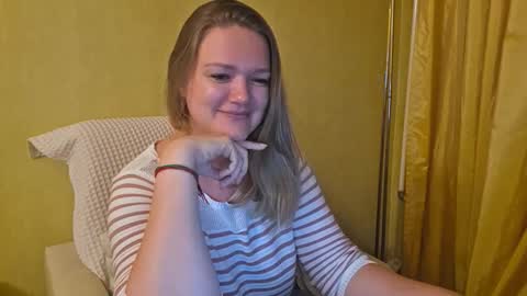 Snapshot of emma_misty_ chatting on 10/07/25, 05:21 emma_misty_ online show from 10/07/25, 05:21