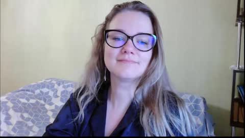 Snapshot of emma_misty_ chatting on 10/24/25, 07:05 emma_misty_ online show from 10/24/25, 07:05