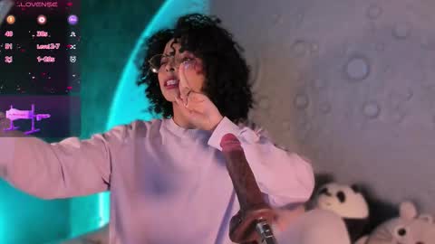     online show from 09/15/25, 10:26