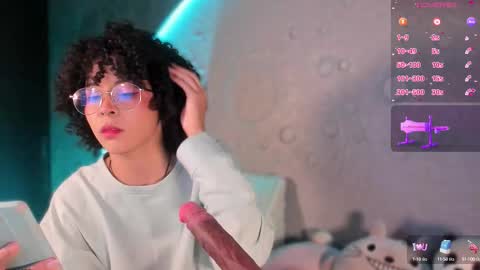     online show from 10/13/25, 10:04