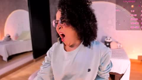     online show from 12/16/25, 10:09