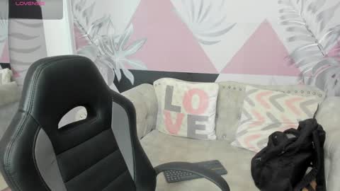 Emma online show from 01/27/25, 06:20