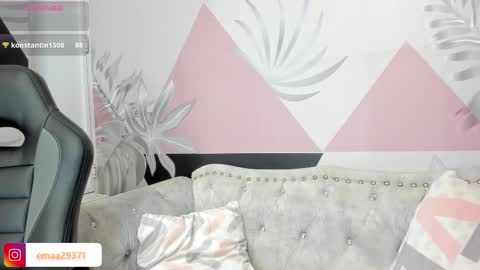 Emma online show from 03/01/25, 12:28