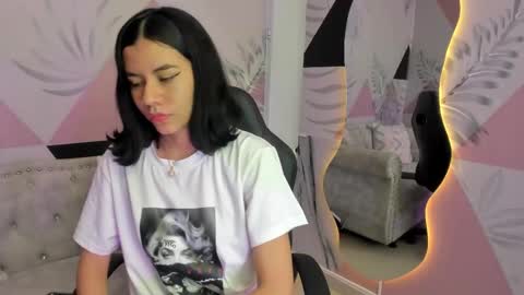 Emma online show from 03/07/25, 06:22