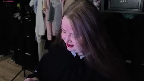 Snapshot of emma_razoom chatting on 10/17/25, 12:25 Emma Razumovskaya online show from 10/17/25, 12:25