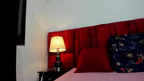 Emma rosse online show from 10/16/25, 05:08