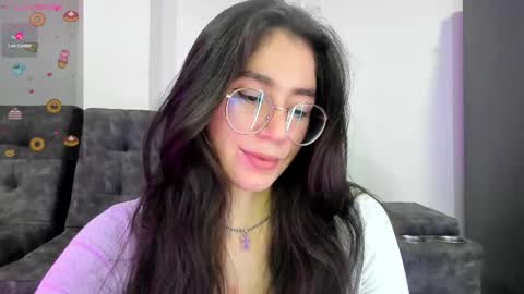Emma online show from 03/01/25, 01:00