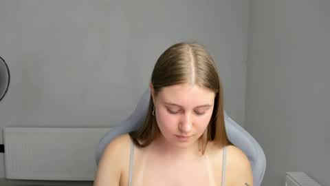 Emma online show from 07/07/26, 07:23