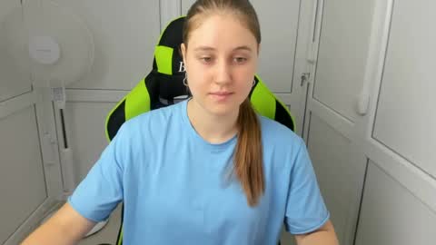 Emma online show from 07/17/26, 06:20