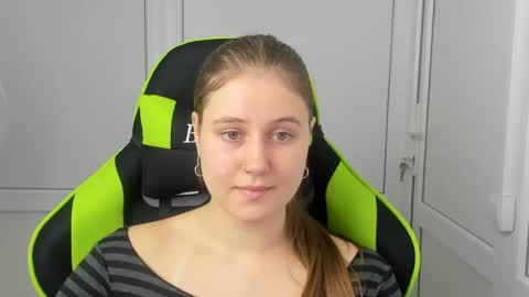 Emma online show from 07/28/26, 06:31