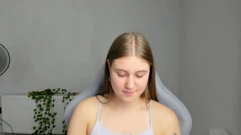 Emma online show from 07/29/26, 06:22