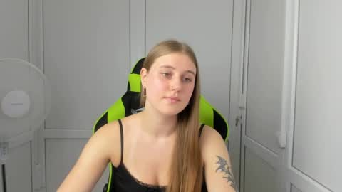 Emma online show from 07/31/26, 12:15