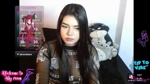 Snapshot of emma_yui19 chatting on 10/05/25, 09:56 emma online show from 10/05/25, 09:56