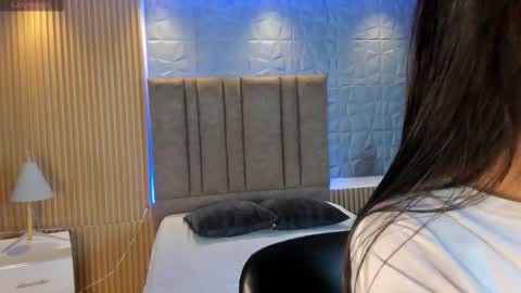 Emma  Everyday From 0530 to 1430 Col Time online show from 10/04/25, 11:52