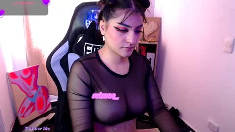 modelo independente online show from 02/09/25, 06:26