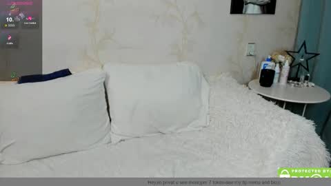 Emma 31487 online show from 12/01/25, 12:43