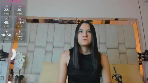 Snapshot of emmabeel chatting on 06/21/26, 09:17 Emma online show from 06/21/26, 09:17
