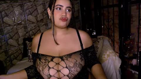 Snapshot of emmacamille2 chatting on 01/09/25, 03:15 emmacamille2 online show from 01/09/25, 03:15