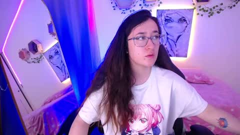 Emma Claire online show from 09/08/25, 10:09