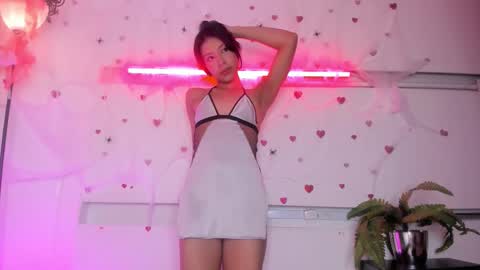 emmaclark_1 online show from 10/24/25, 08:38