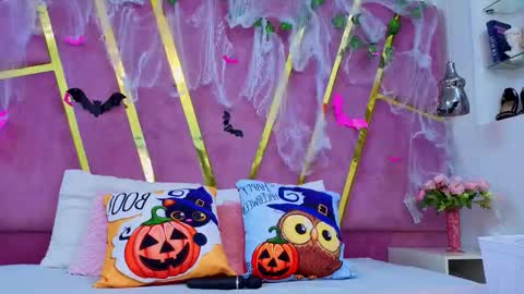 emma cortez online show from 10/18/25, 11:55