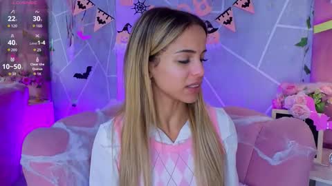 Snapshot of emmacortez chatting on 10/30/25, 11:44 emma cortez online show from 10/30/25, 11:44