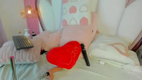 Welcome Im yosein  Your love is my passion activate it with your tips and enjoy with me online show from 07/21/26, 10:12