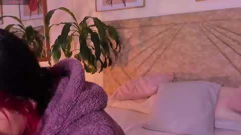           online show from 06/10/26, 11:53