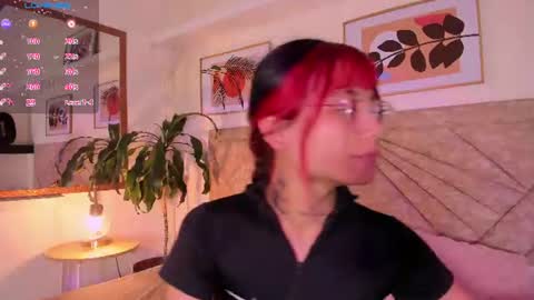           online show from 06/15/26, 11:45
