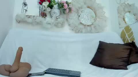 Emma Duque online show from 07/04/26, 06:03