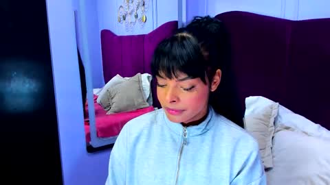 Snapshot of emmaebony_ chatting on 01/15/26, 02:54 emmaebony_ online show from 01/15/26, 02:54