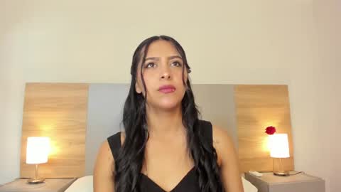 emmaespencer  online show from 07/14/26, 07:08