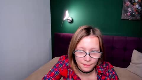 Snapshot of emmaethereal chatting on 03/07/26, 02:08 Emma 3 online show from 03/07/26, 02:08