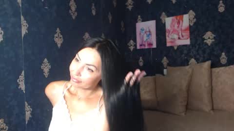 EmmaGoldX online show from 07/25/26, 10:13