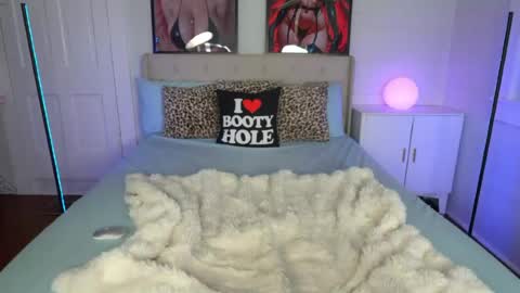 emmagray01 online show from 07/16/26, 02:01