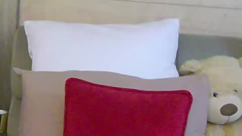 Emma online show from 07/27/26, 07:37