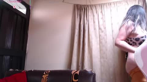 Andrea online show from 06/08/26, 05:57