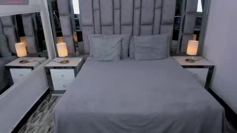 Snapshot of emmahill1 chatting on 10/16/25, 11:11 EMMA HILL online show from 10/16/25, 11:11