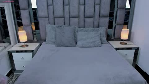 Snapshot of emmahill1 chatting on 12/05/25, 11:08 EMMA HILL online show from 12/05/25, 11:08