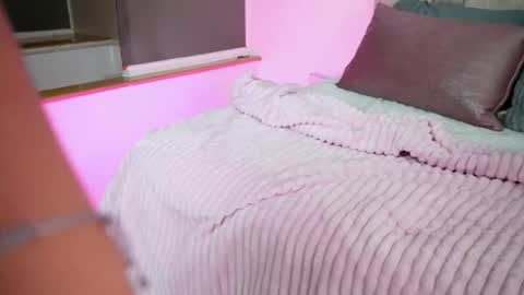 Snapshot of emmajohanson chatting on 11/11/25, 06:52 emmajohanson online show from 11/11/25, 06:52