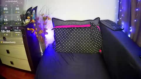 emmakros online show from 10/04/25, 08:23