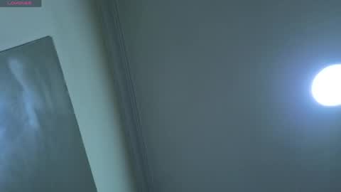 Snapshot of emmamiller__ chatting on 05/12/26, 11:07 online show from 05/12/26, 11:07