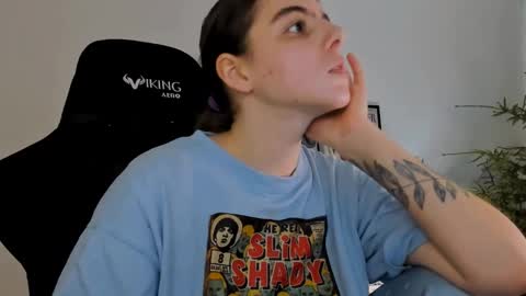 Emma online show from 01/13/25, 07:21