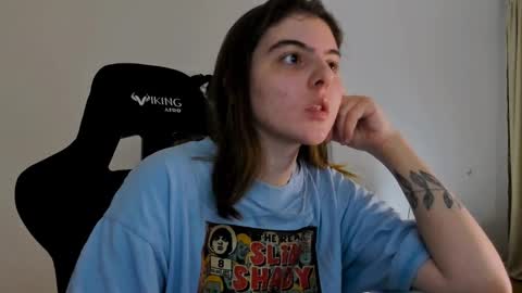 Emma online show from 03/04/25, 07:43