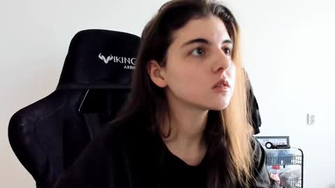 Emma online show from 02/12/26, 10:43