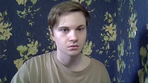 Snapshot of emmanuel_manny chatting on 10/29/25, 10:17 emmanuel_manny online show from 10/29/25, 10:17