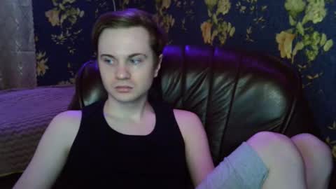 Snapshot of emmanuel_manny chatting on 11/11/25, 01:33 emmanuel_manny online show from 11/11/25, 01:33