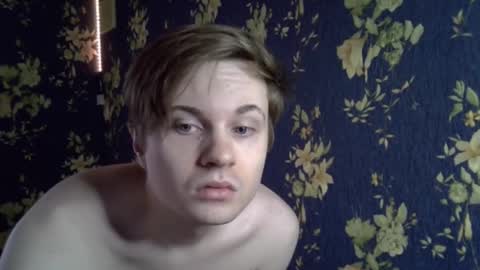 Snapshot of emmanuel_manny chatting on 11/20/25, 11:32 emmanuel_manny online show from 11/20/25, 11:32