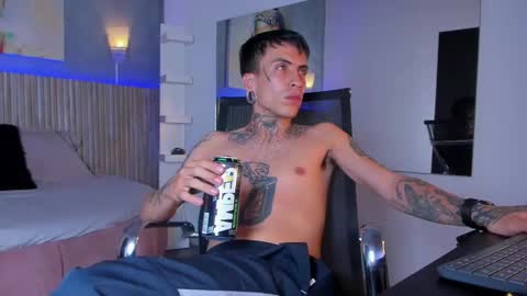   online show from 02/22/25, 04:29