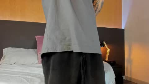   online show from 02/23/25, 03:13
